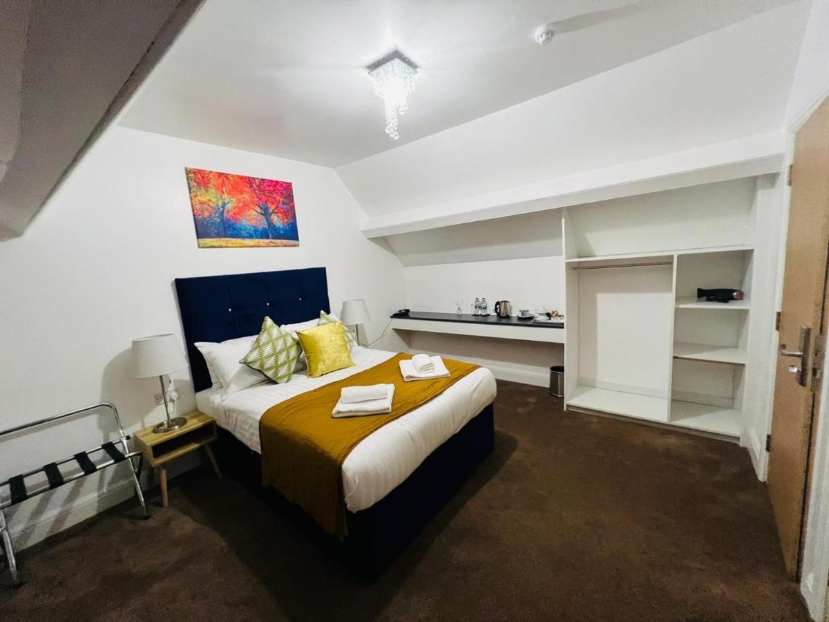 Atz&h Luton (Bedfordshire)